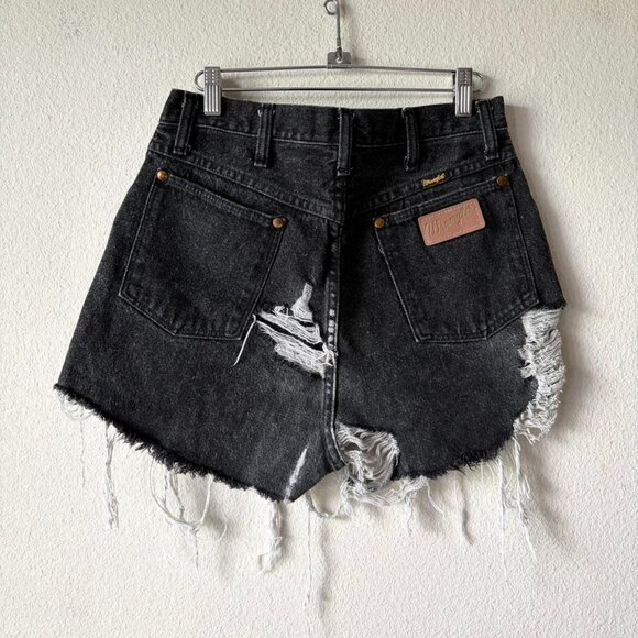 Wrangler Black Denim Made in USA Cut Off Jean Shorts Women's 28 inch waist - Picture 1 of 4